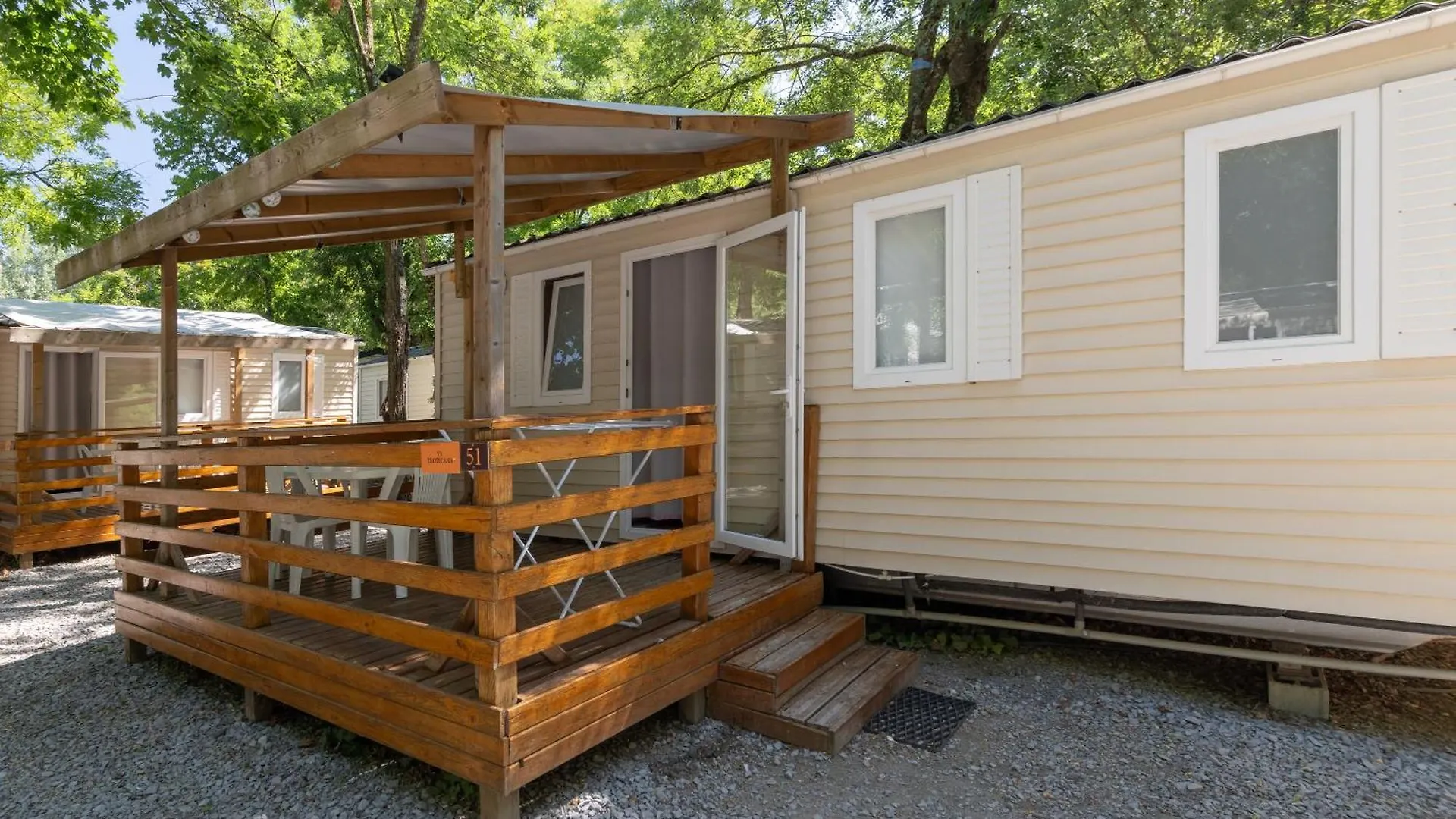 Kemping Les Rives D'Auzon Mobil-Home 4 Pers Lavilledieu