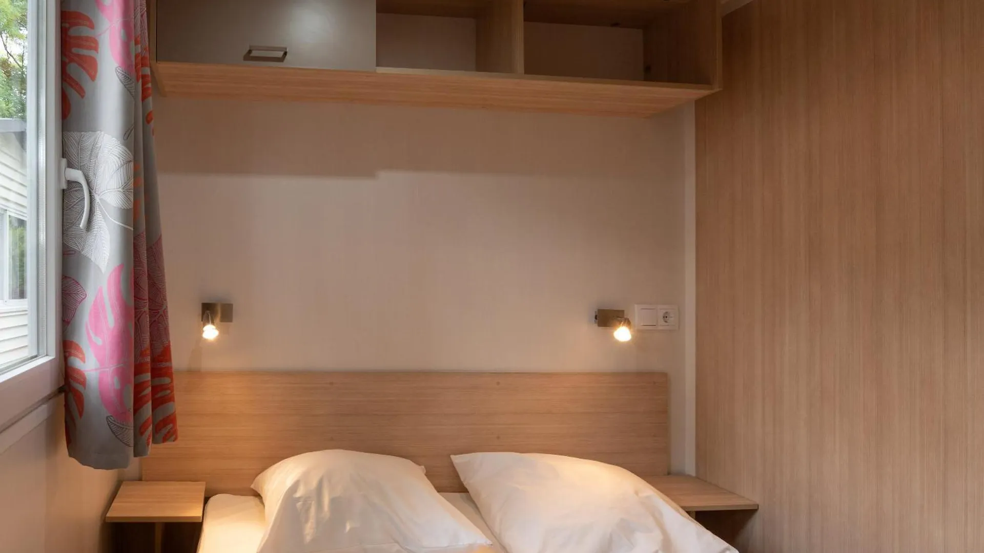 Les Rives D'Auzon Mobil-Home 4 Pers Lavilledieu  Frankrike