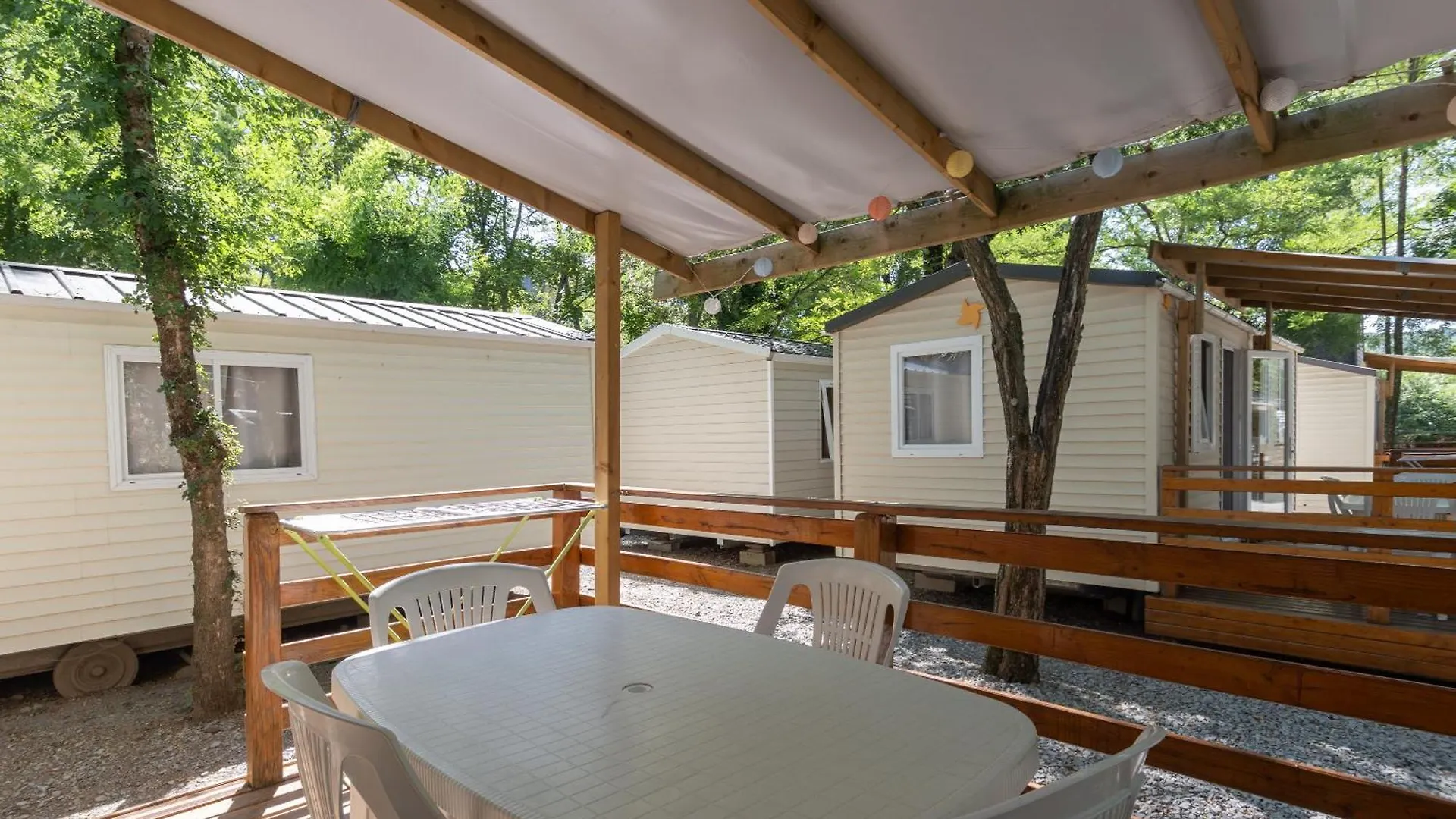 Les Rives D'Auzon Mobil-Home 4 Pers Lavilledieu  0*, Lavilledieu (Ardeche)